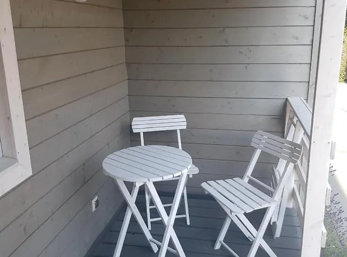 Gościniak Domek letniskowy *