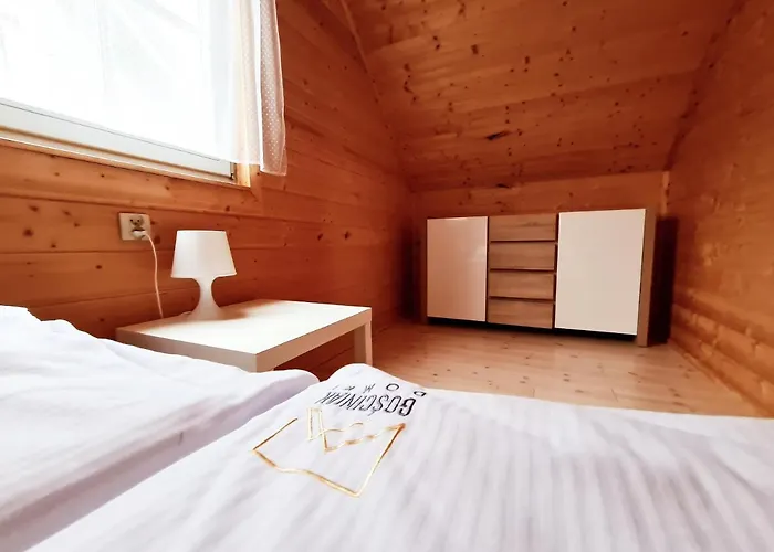 Gosciniak بيت خشبي *