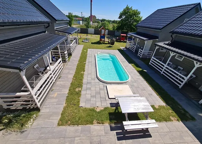 Gościniak Domek letniskowy *