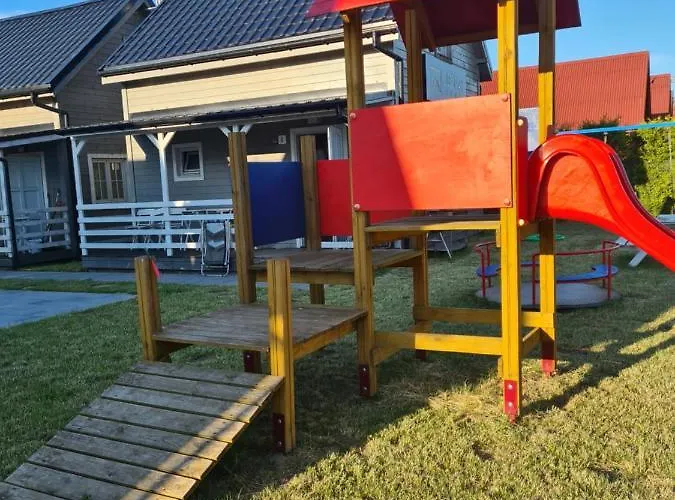 Gościniak Domek letniskowy *