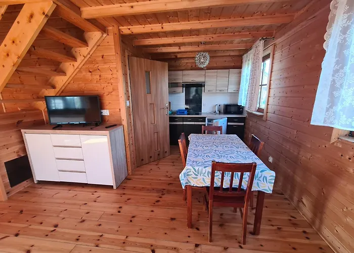 Gościniak Domek letniskowy *