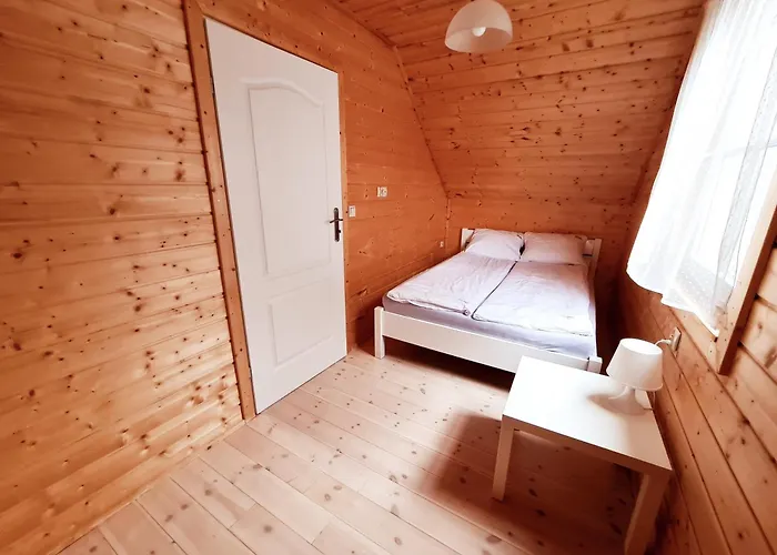 Gościniak Domek letniskowy *